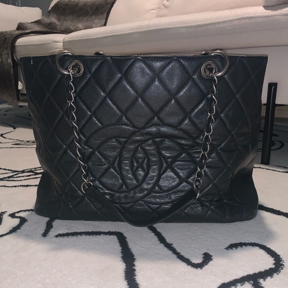 Authentic Chanel Grand Tote
